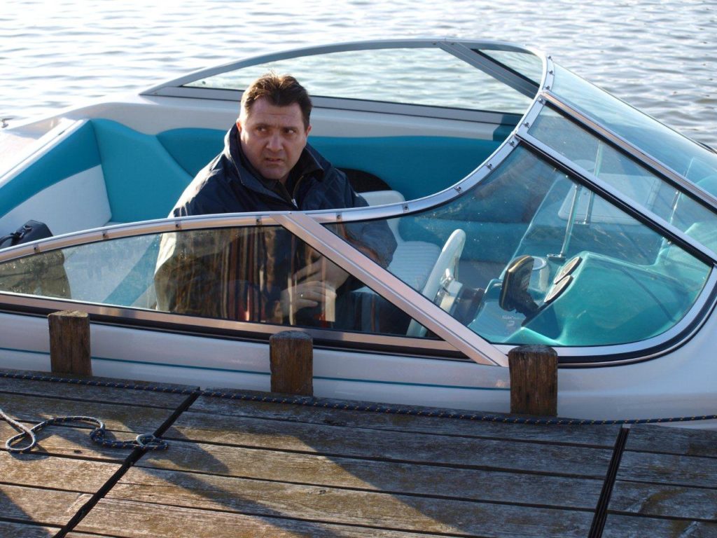 Dajkahajó hajósiskola és autószerviz, műszaki vizsgáztatás