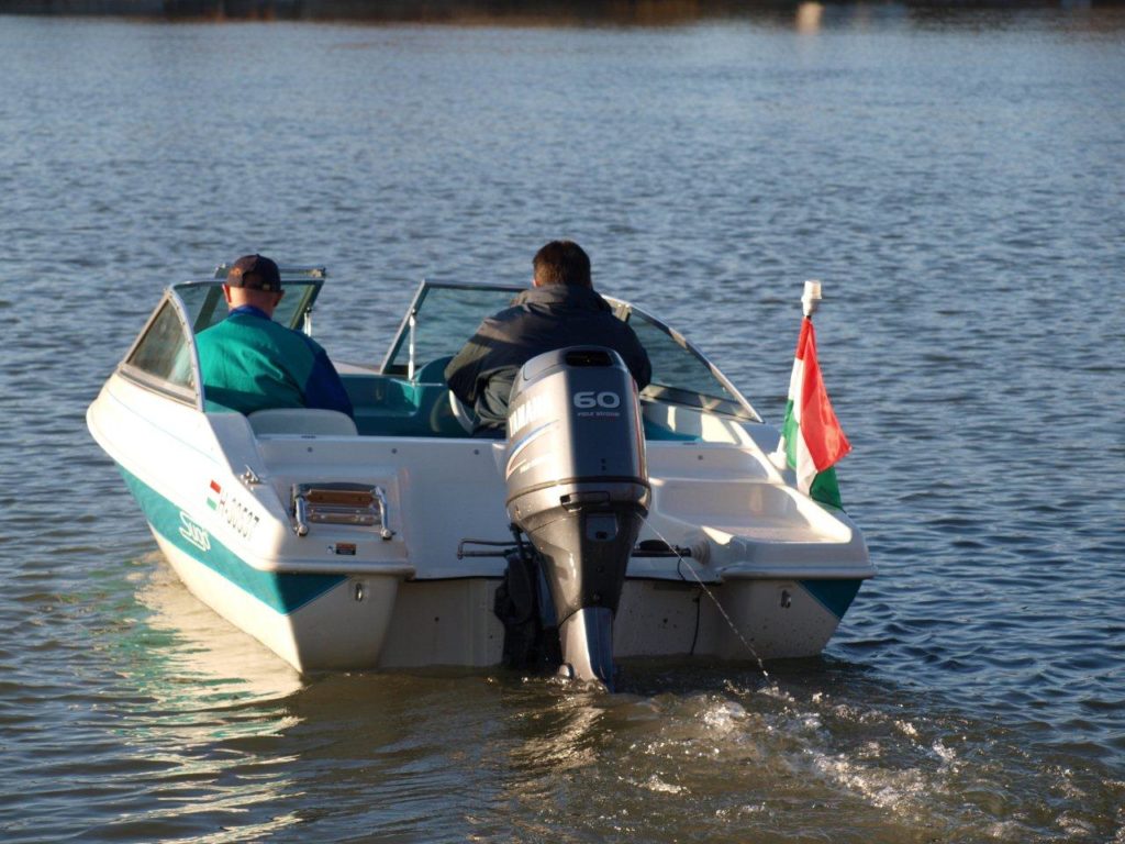 Dajkahajó hajósiskola és autószerviz, műszaki vizsgáztatás