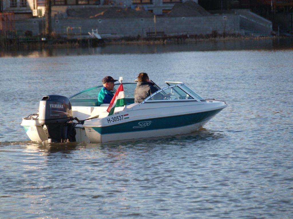 Dajkahajó hajósiskola és autószerviz, műszaki vizsgáztatás