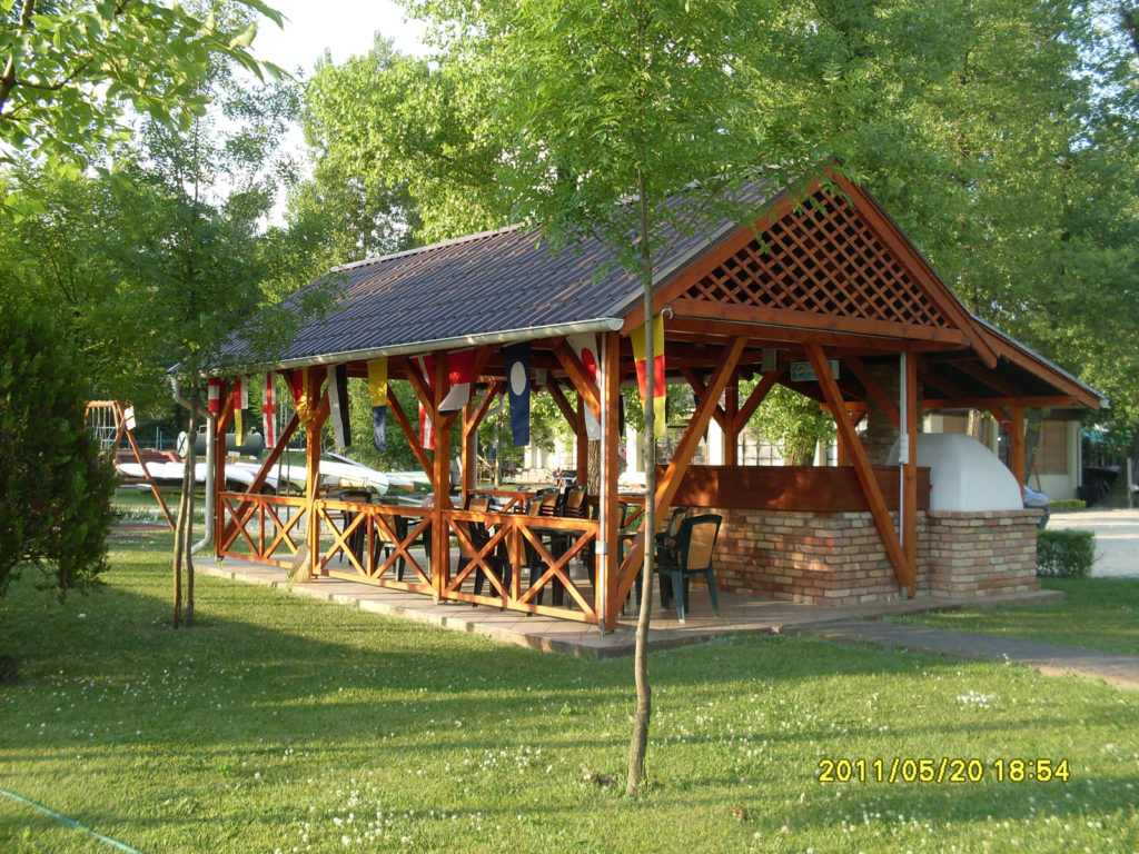 Dajkahajó hajósiskola és autószerviz, műszaki vizsgáztatás